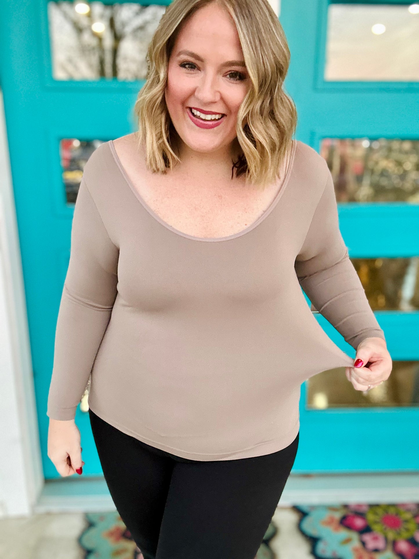 (RESTOCK) Seamless Reversible Long Sleeve (Multiple Colors)