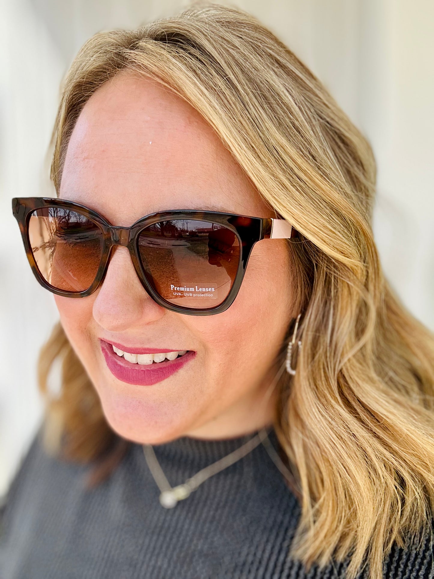 Oval Cateye Sunglasses (Multiple Colors)