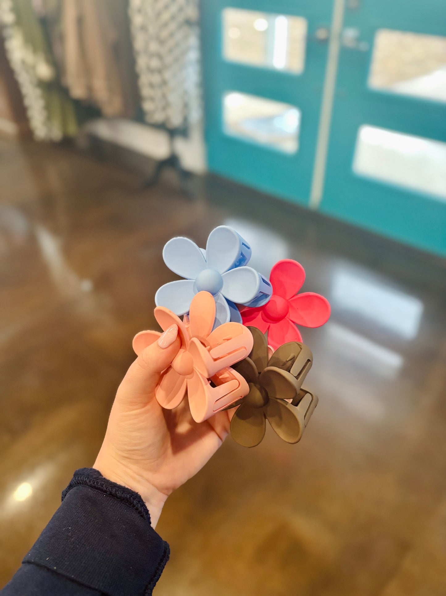 Flower Power Claw Clip (Multiple Colors)