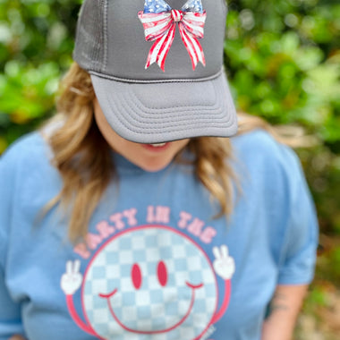 USA Bow Trucker on Charcoal