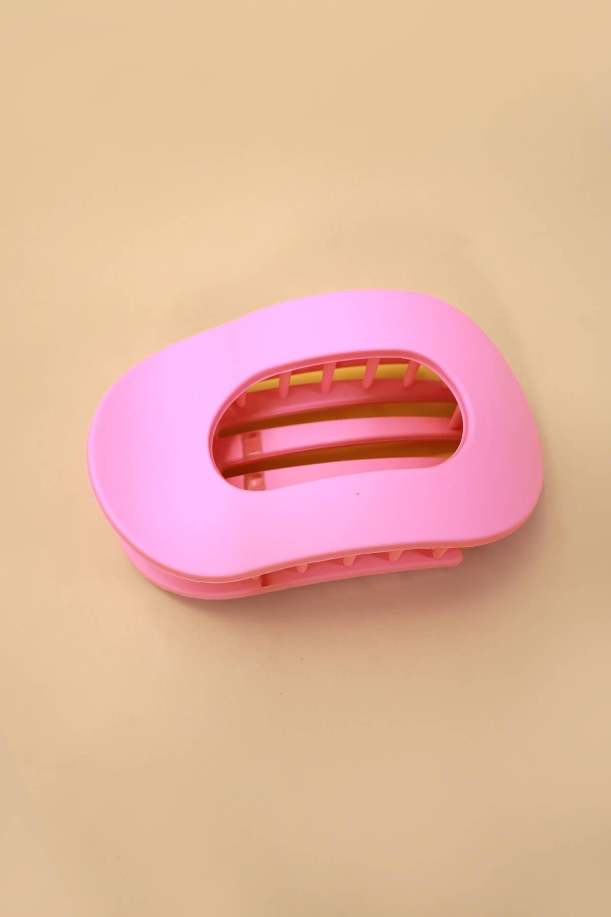 Jumbo Lay Flat Oval Hair Claw Clips (Multiple Colors)