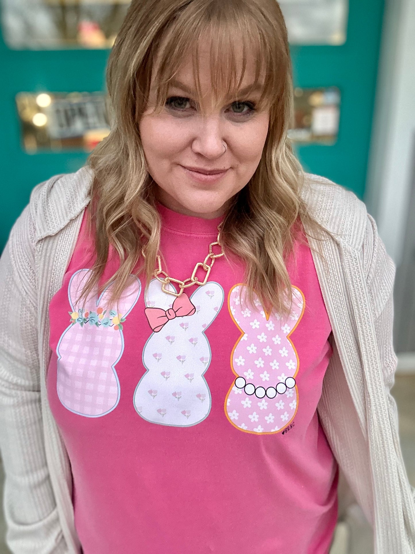 Bunny Trio Tee on Comfort Color