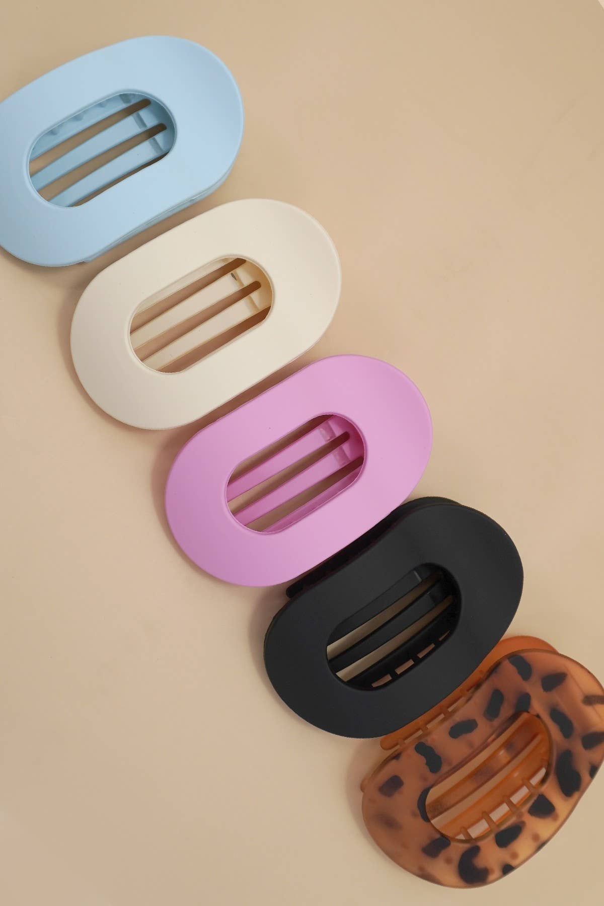 Jumbo Lay Flat Oval Hair Claw Clips (Multiple Colors)