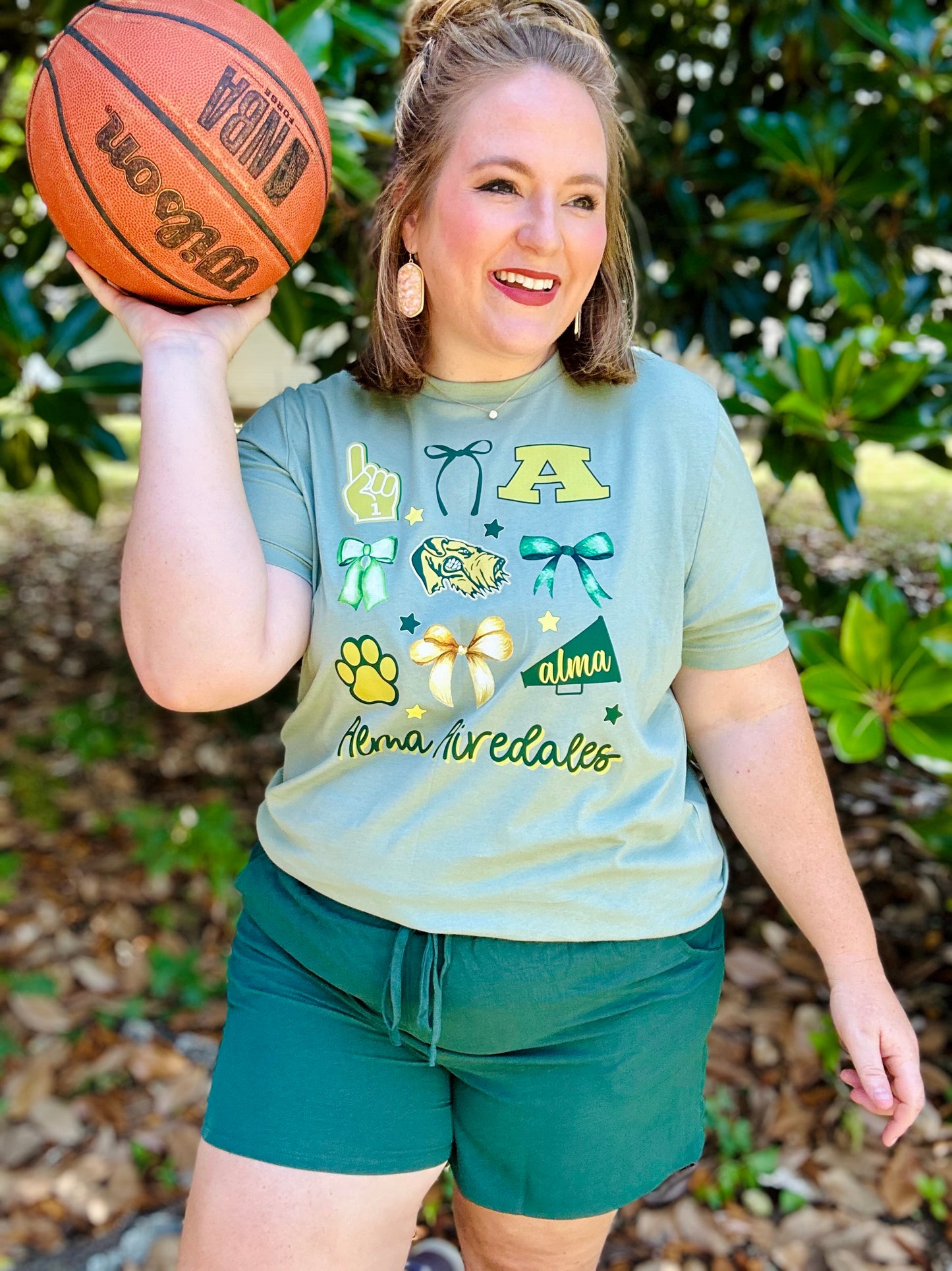 Bows Collage School Spirit Tee