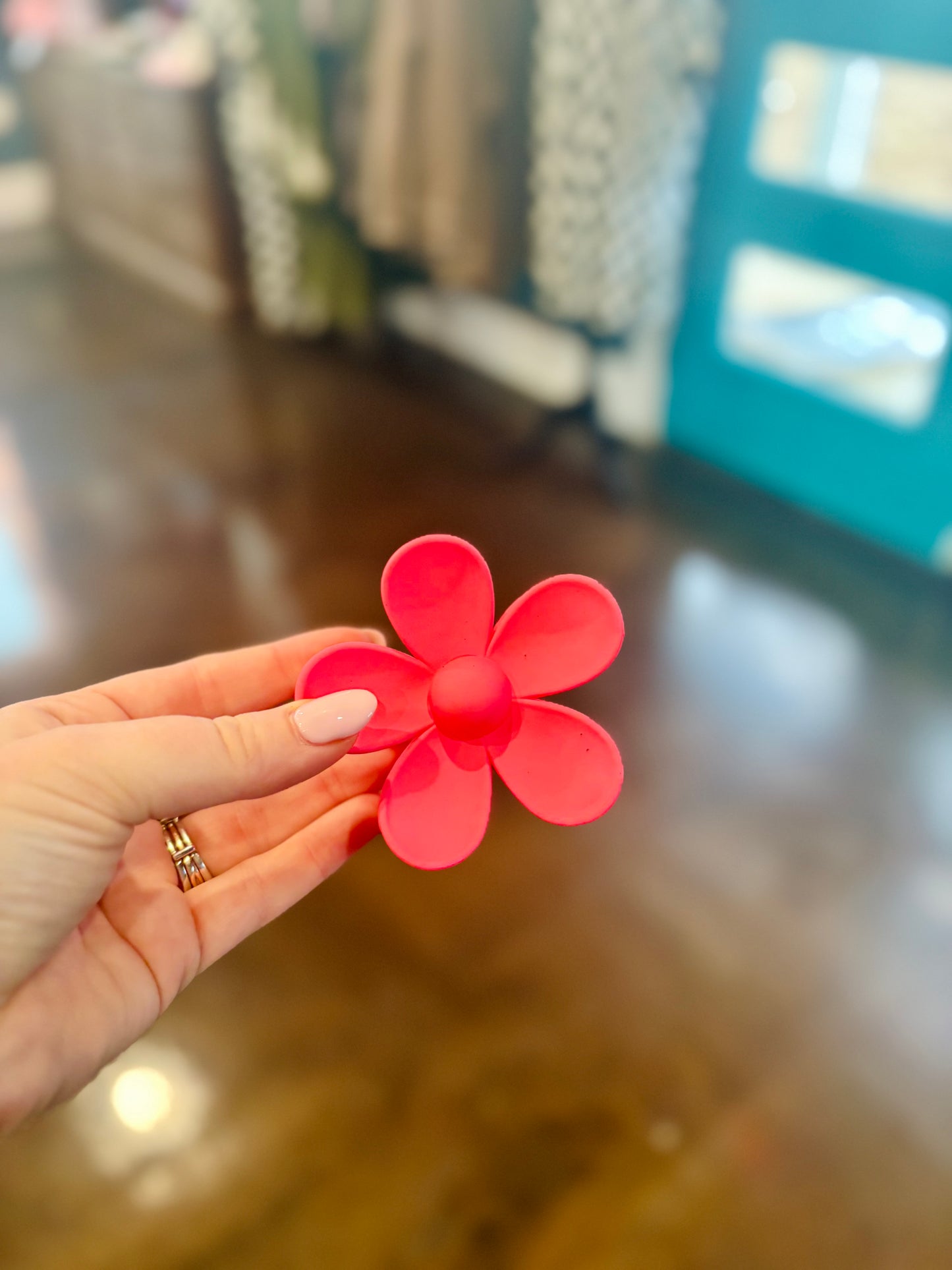 Flower Power Claw Clip (Multiple Colors)