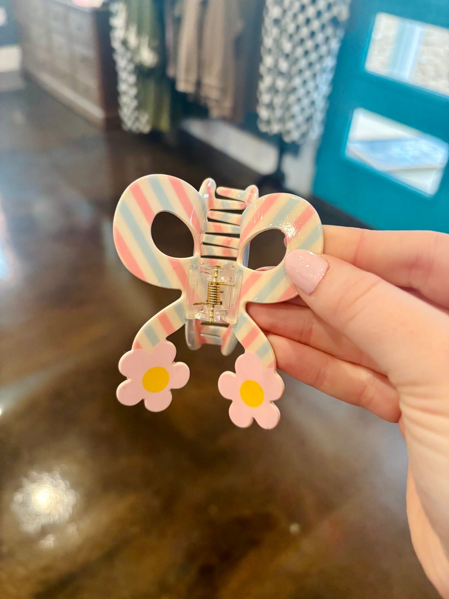 Bow Shape Claw Clip (Multiple Designs)