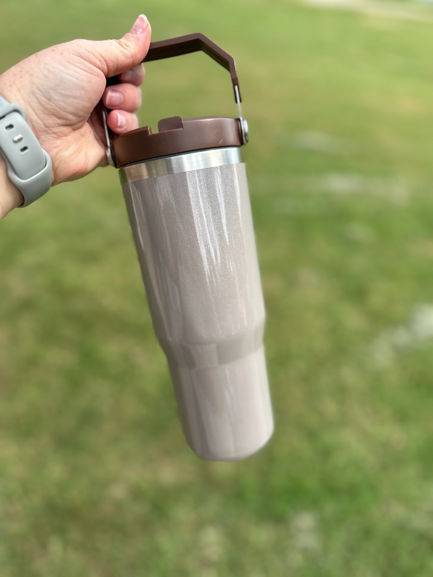 30 oz Stainless Steel Flip Handle Tumbler (Multiple Colors)