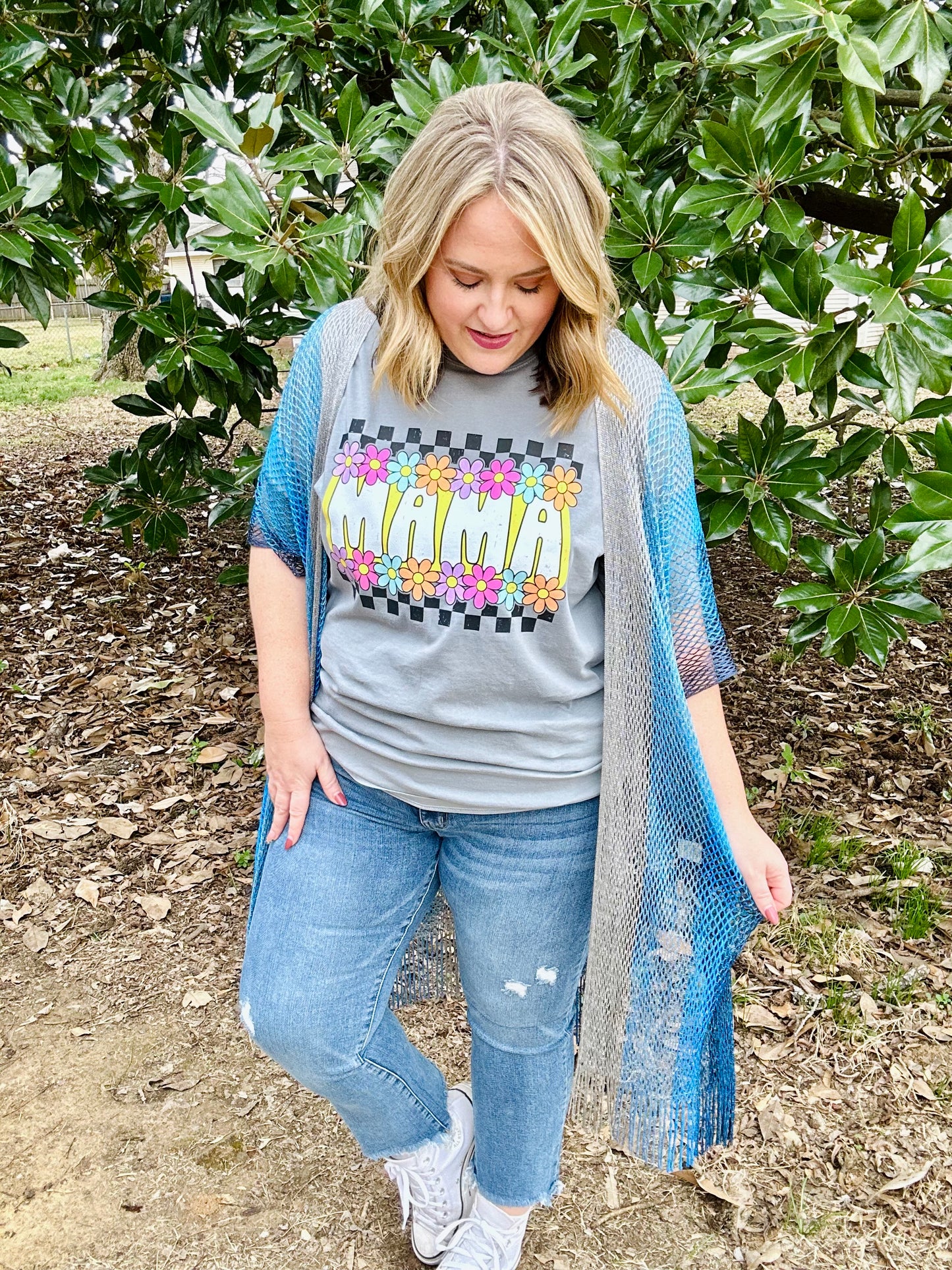 Mama Daisy Checkered Tee