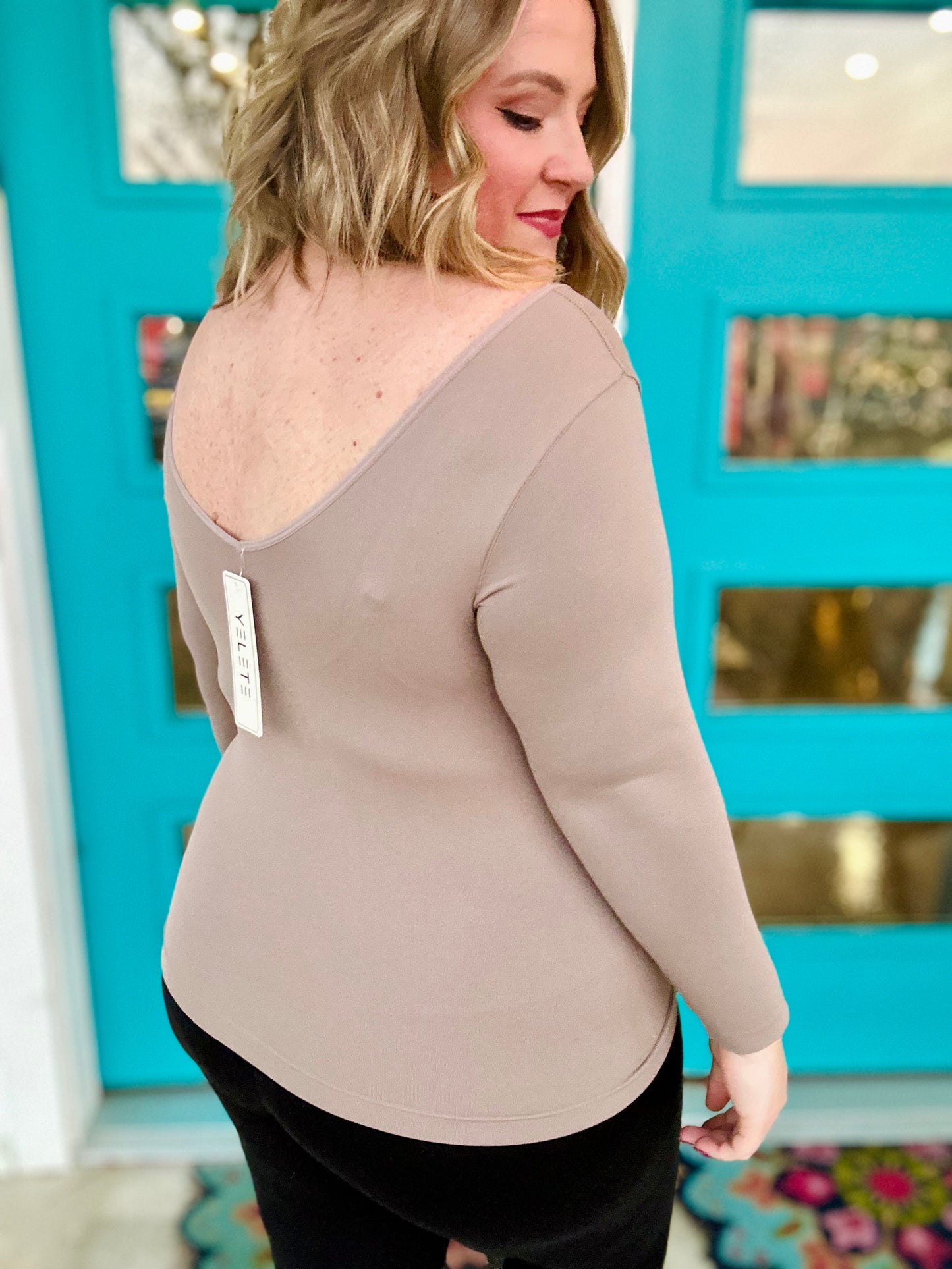 (RESTOCK) Seamless Reversible Long Sleeve (Multiple Colors)