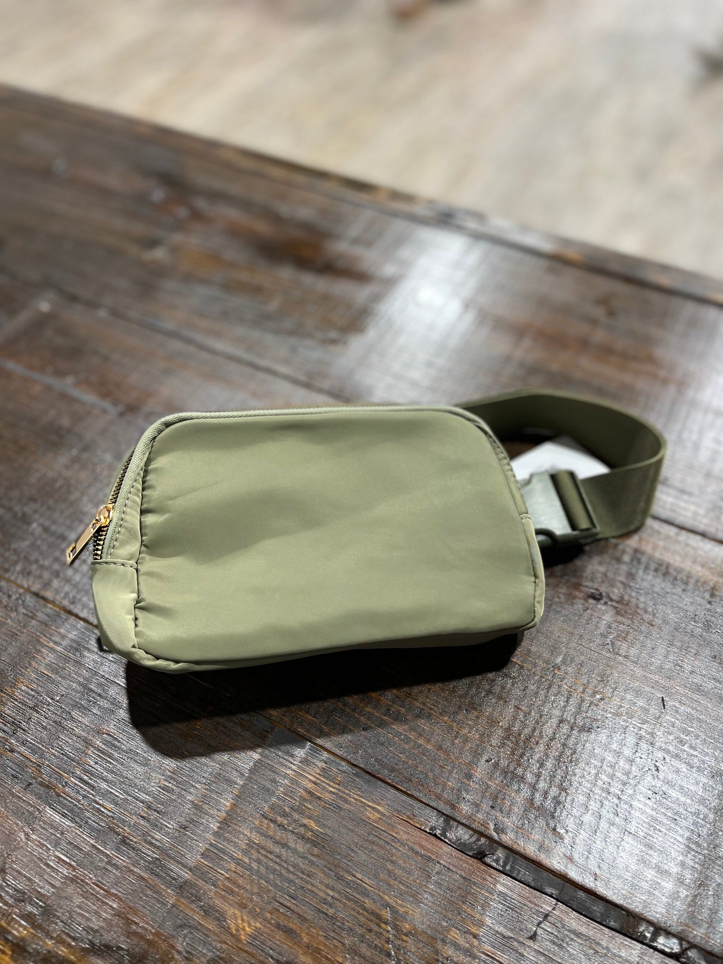 Solid Crossbody Belt Bag (Multiple Colors)