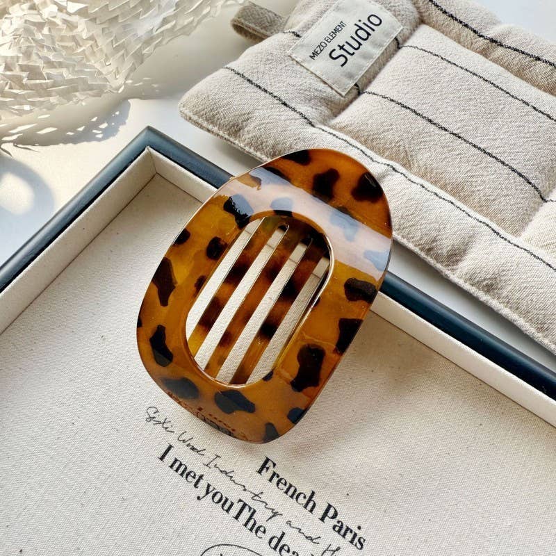 Jumbo Lay Flat Oval Hair Claw Clips (Multiple Colors)
