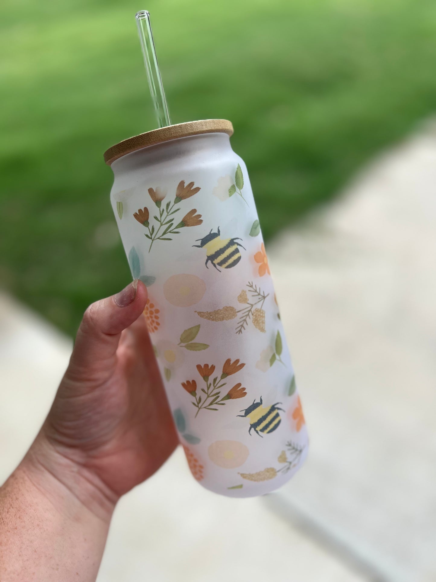25 oz Frosted Bumblebee Floral Libby Cup