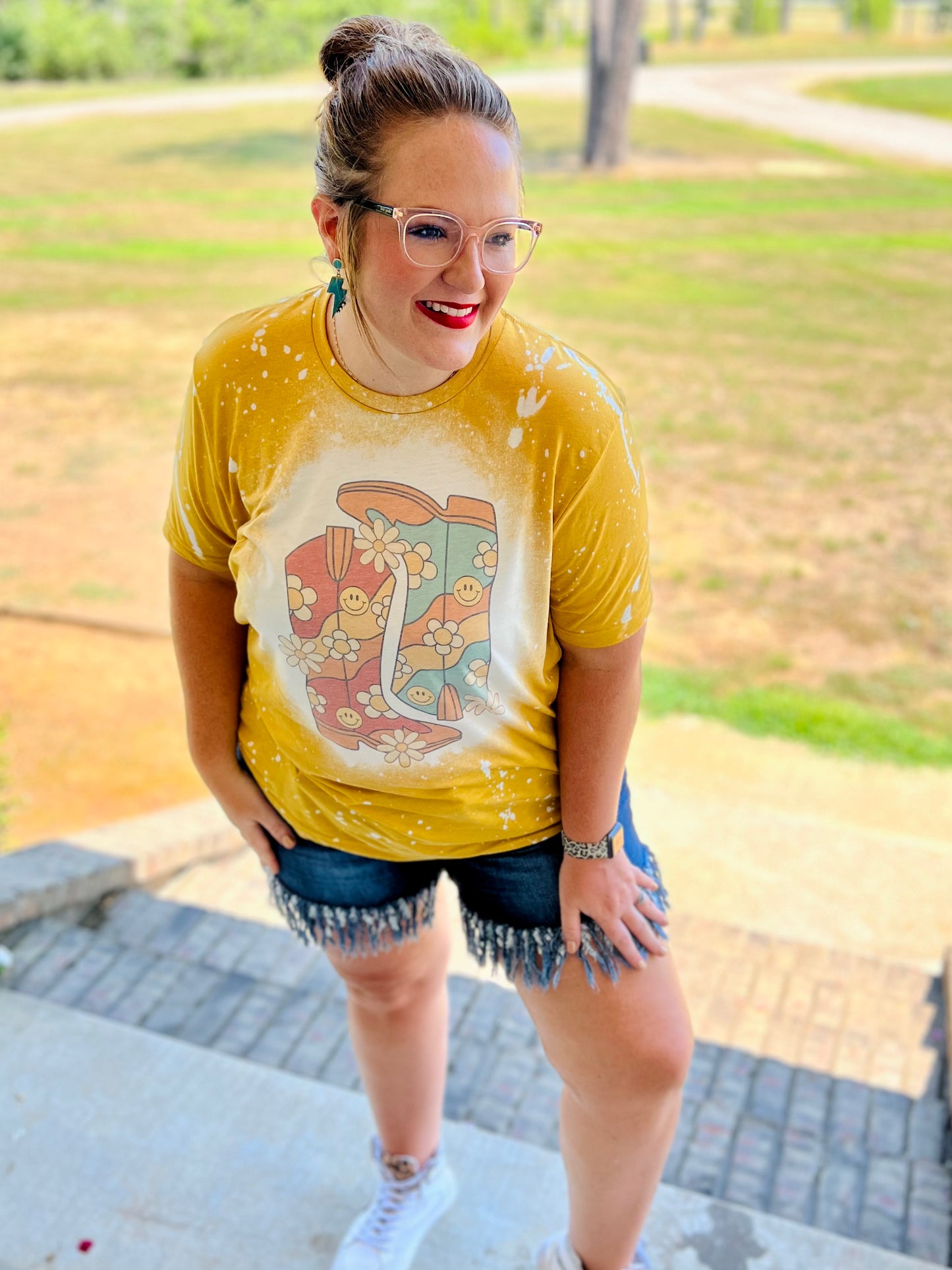Boot Scootin’ Retro Bleached Tee