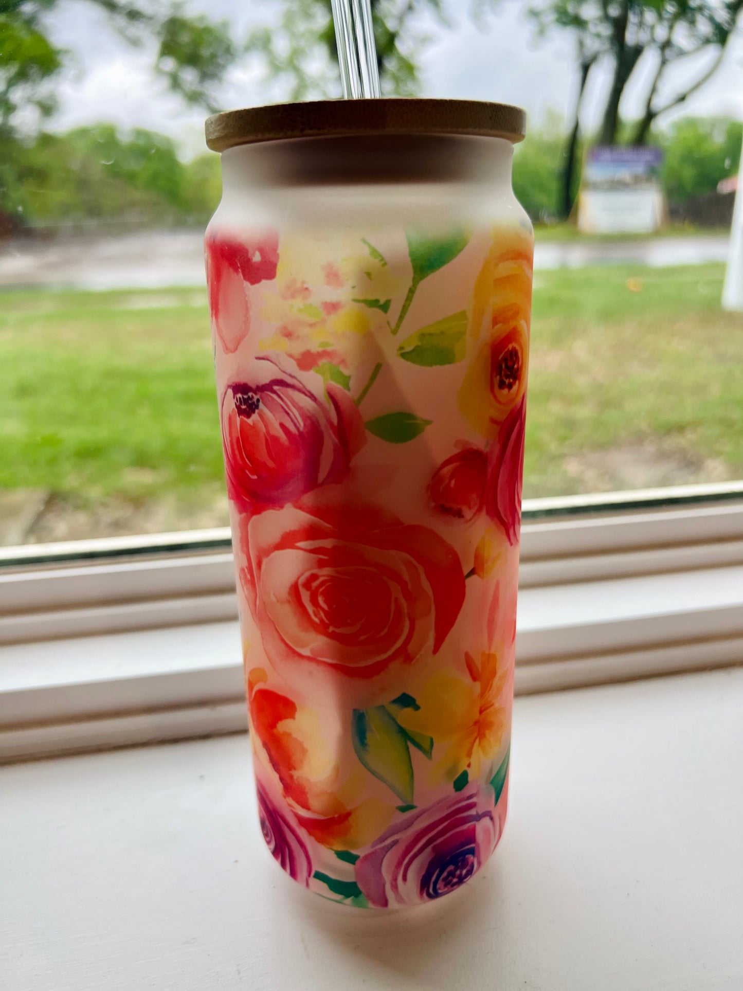 25 oz Floral Mama Frosted Glass Can
