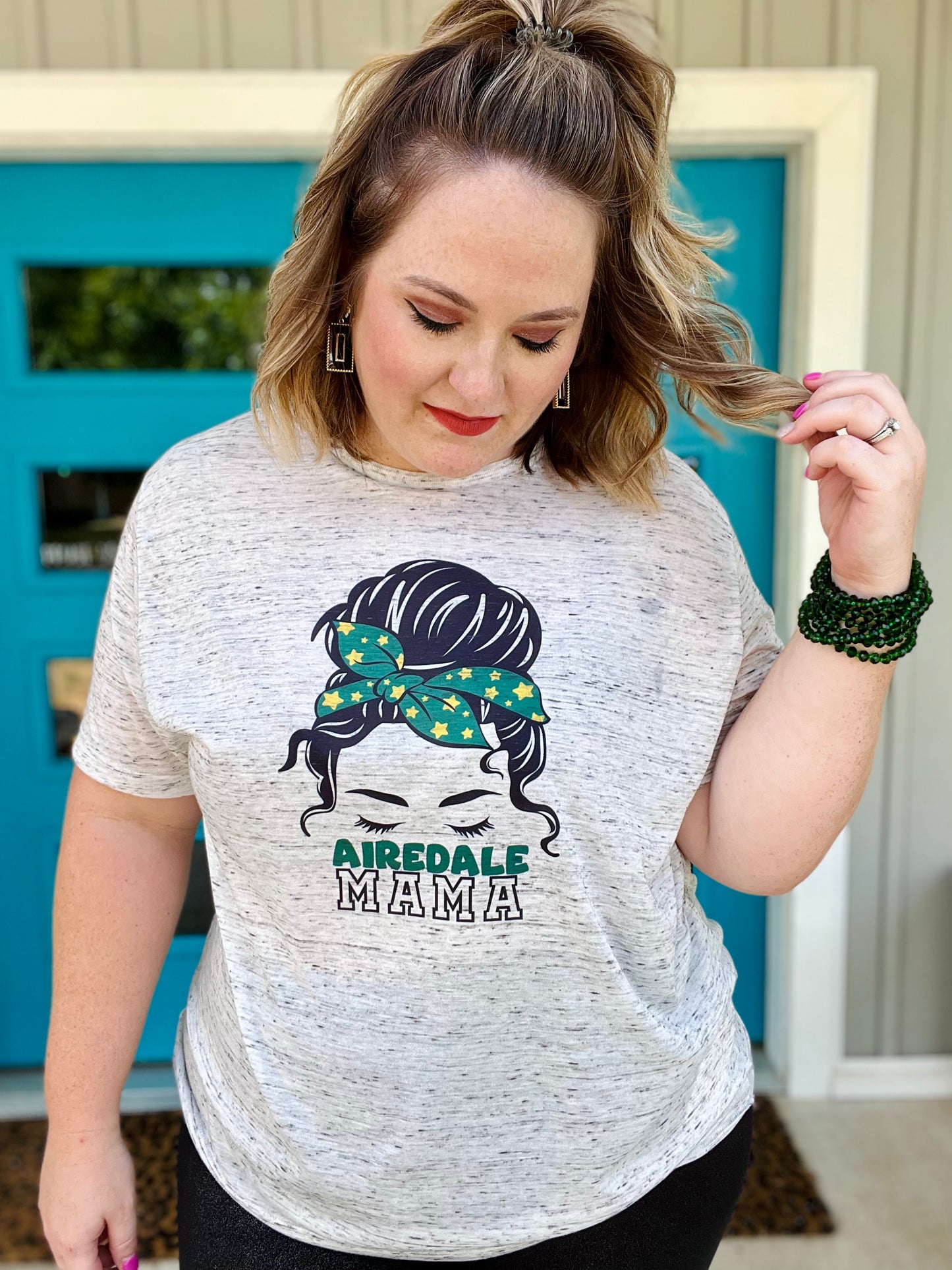 Airedale/Pointer Mama on White Marble