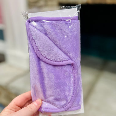 DALLAS MARKET: Microfiber Makeup Remover Cloth (Multiple Colors)