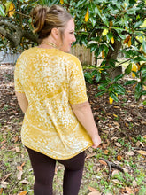 Load image into Gallery viewer, Tis The Season Graphic Tee