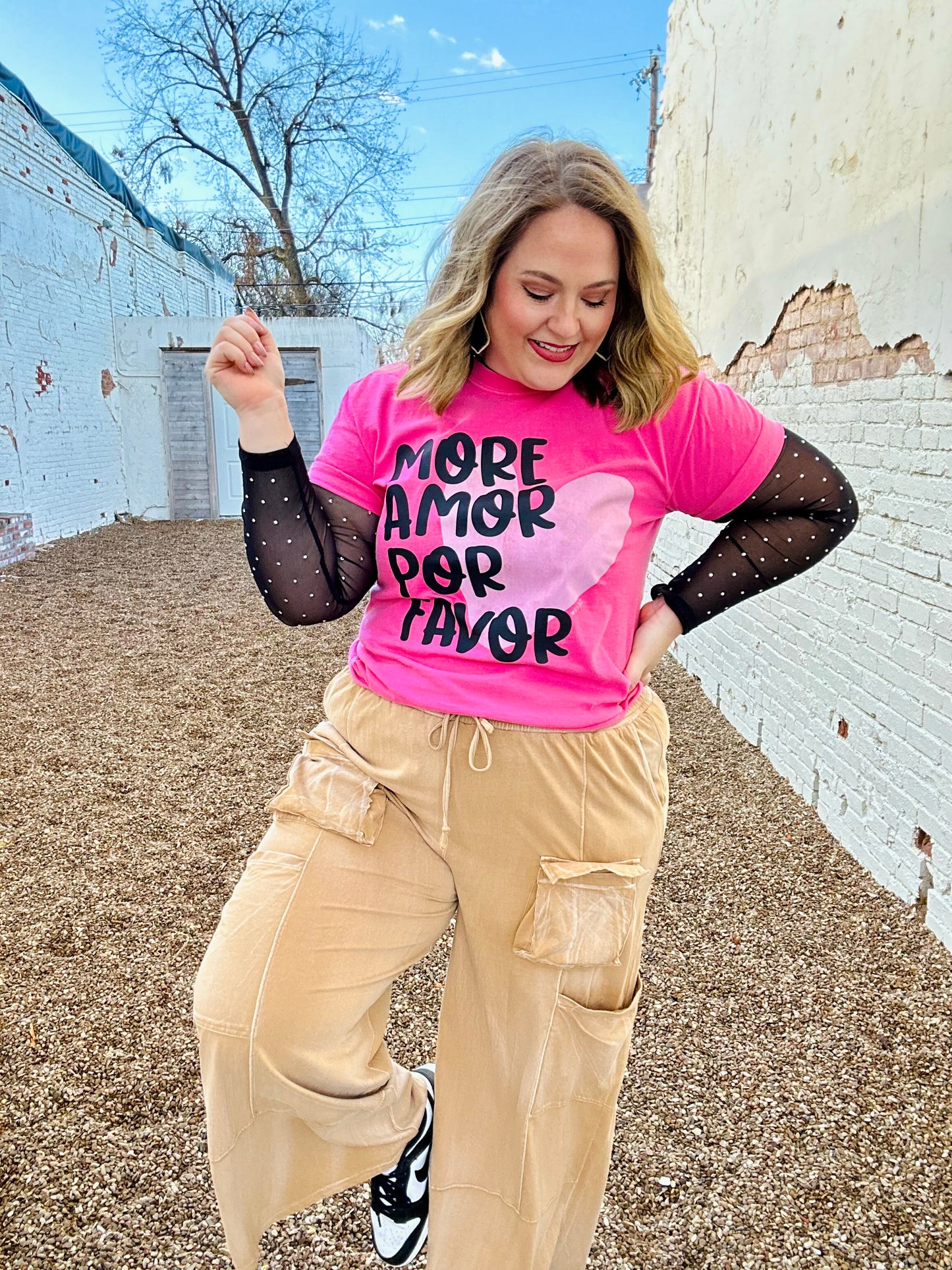 Mor Amor Tee on Comfort Colors