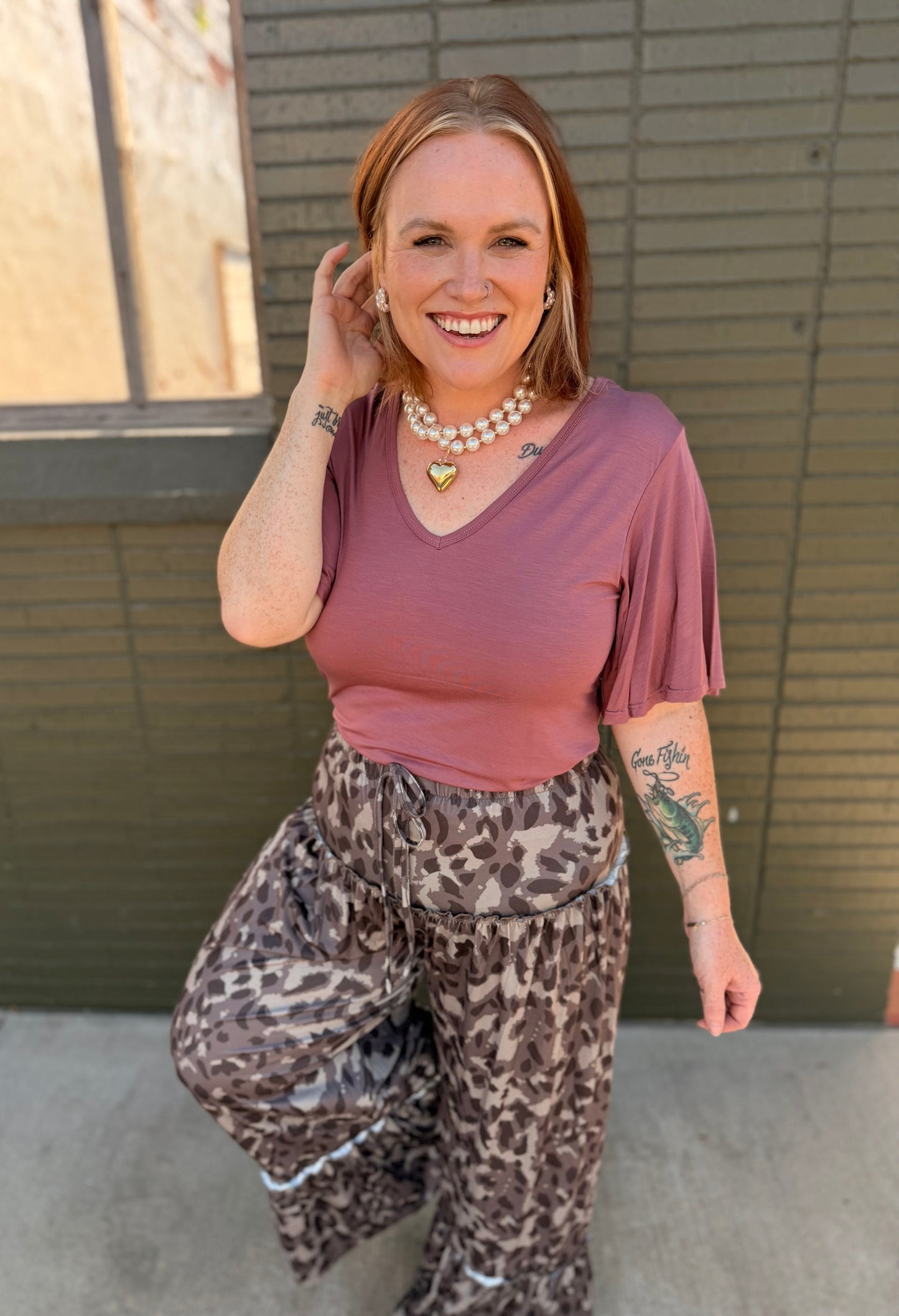 Finley Flutter Sleeve Top in Mauve