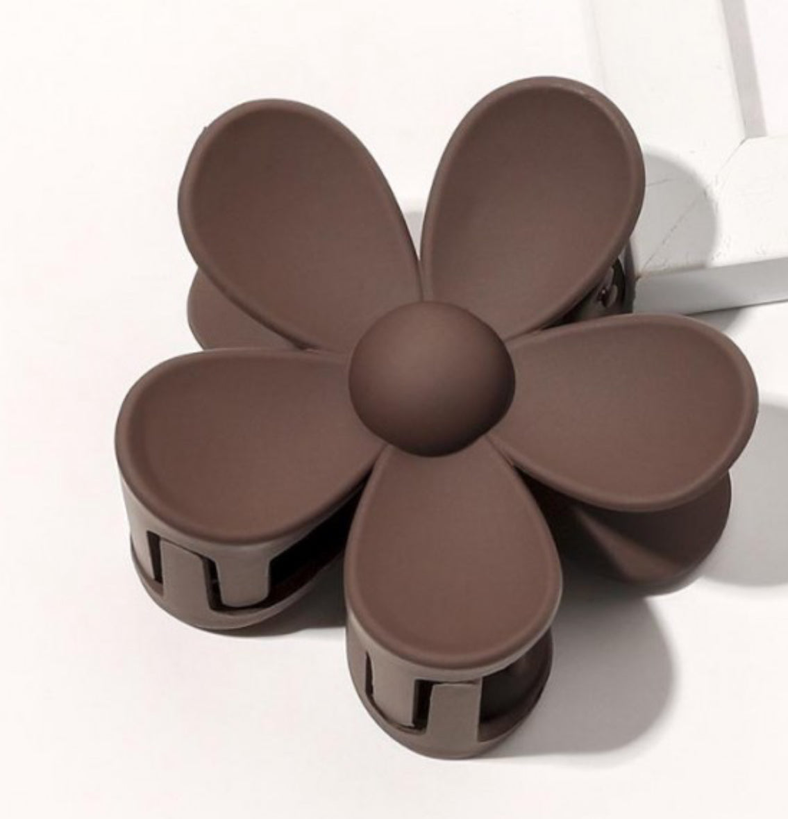 Matte Flower Claw Clip in Brown