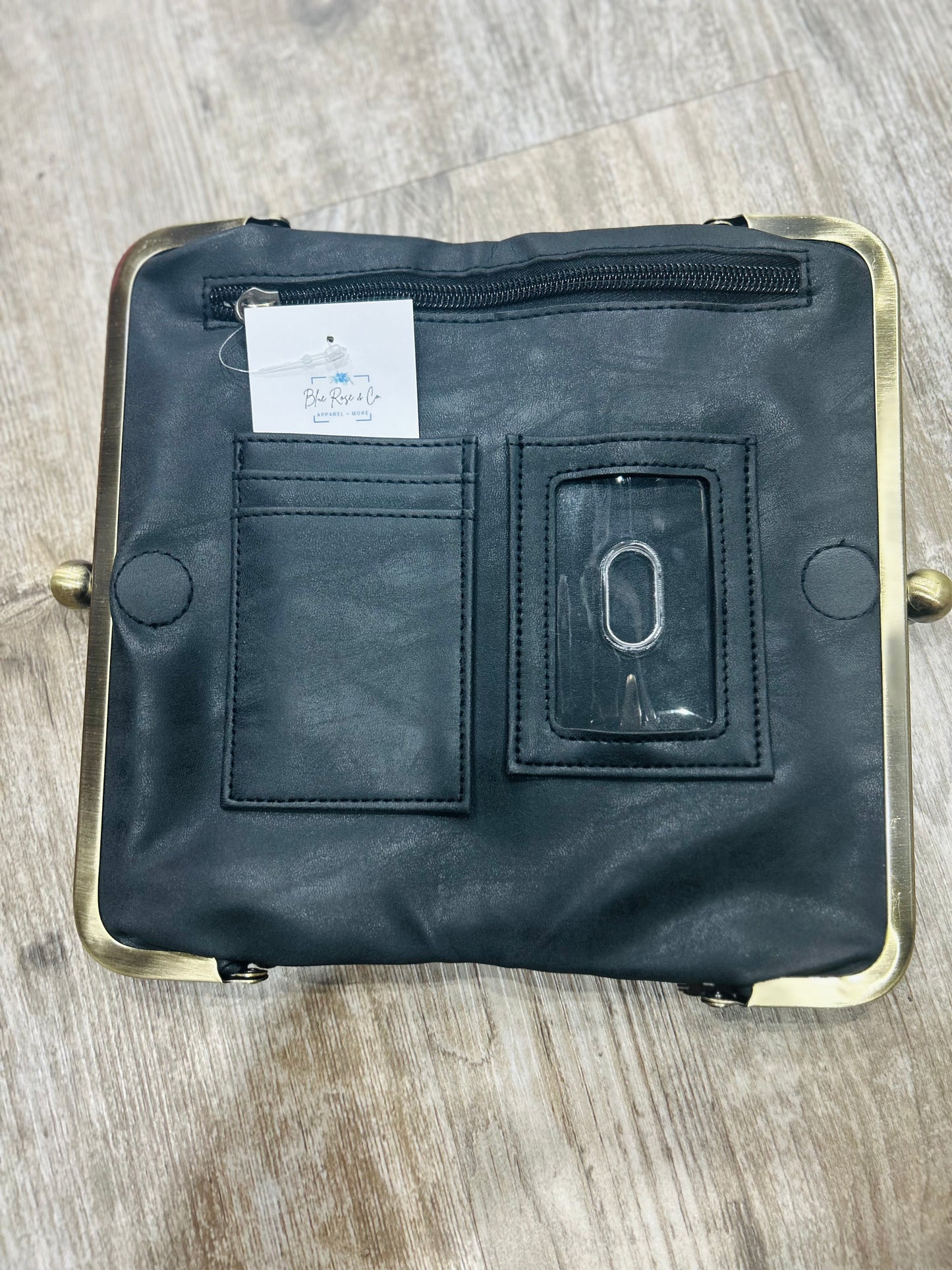 Karen Kiss Lock Clutch in Black
