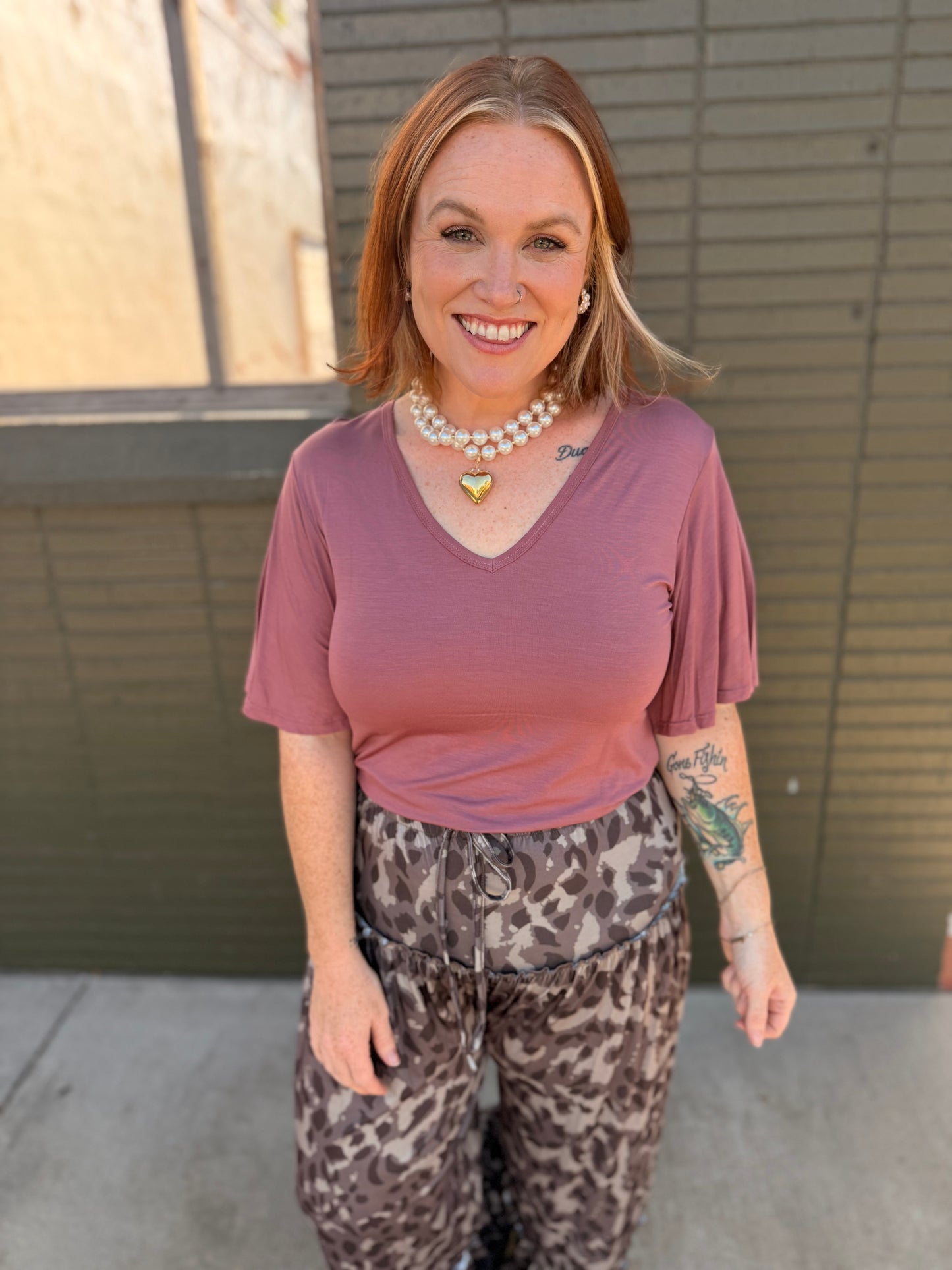 Finley Flutter Sleeve Top in Mauve