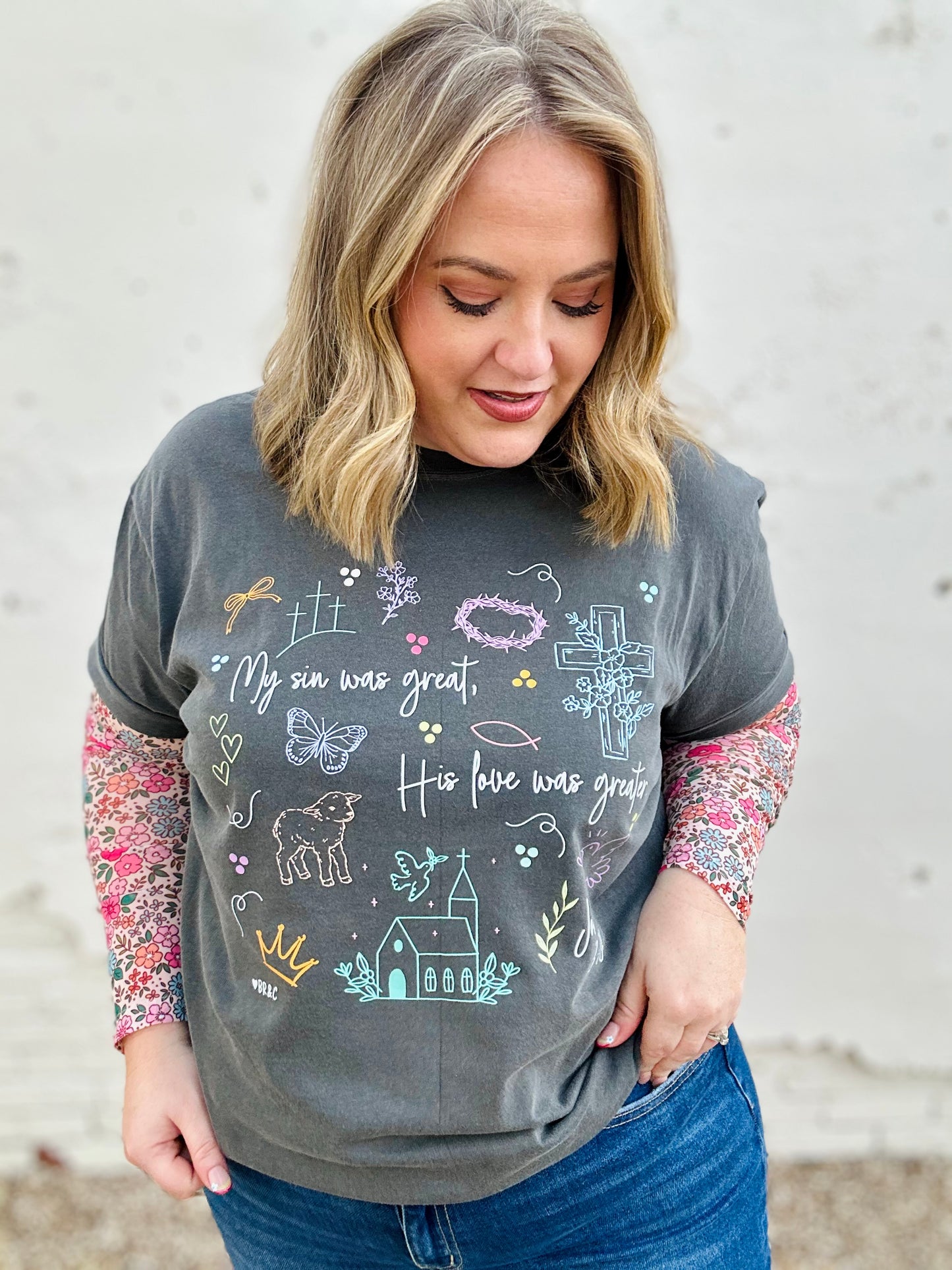 John 3:16 Collage Tee in Pepper