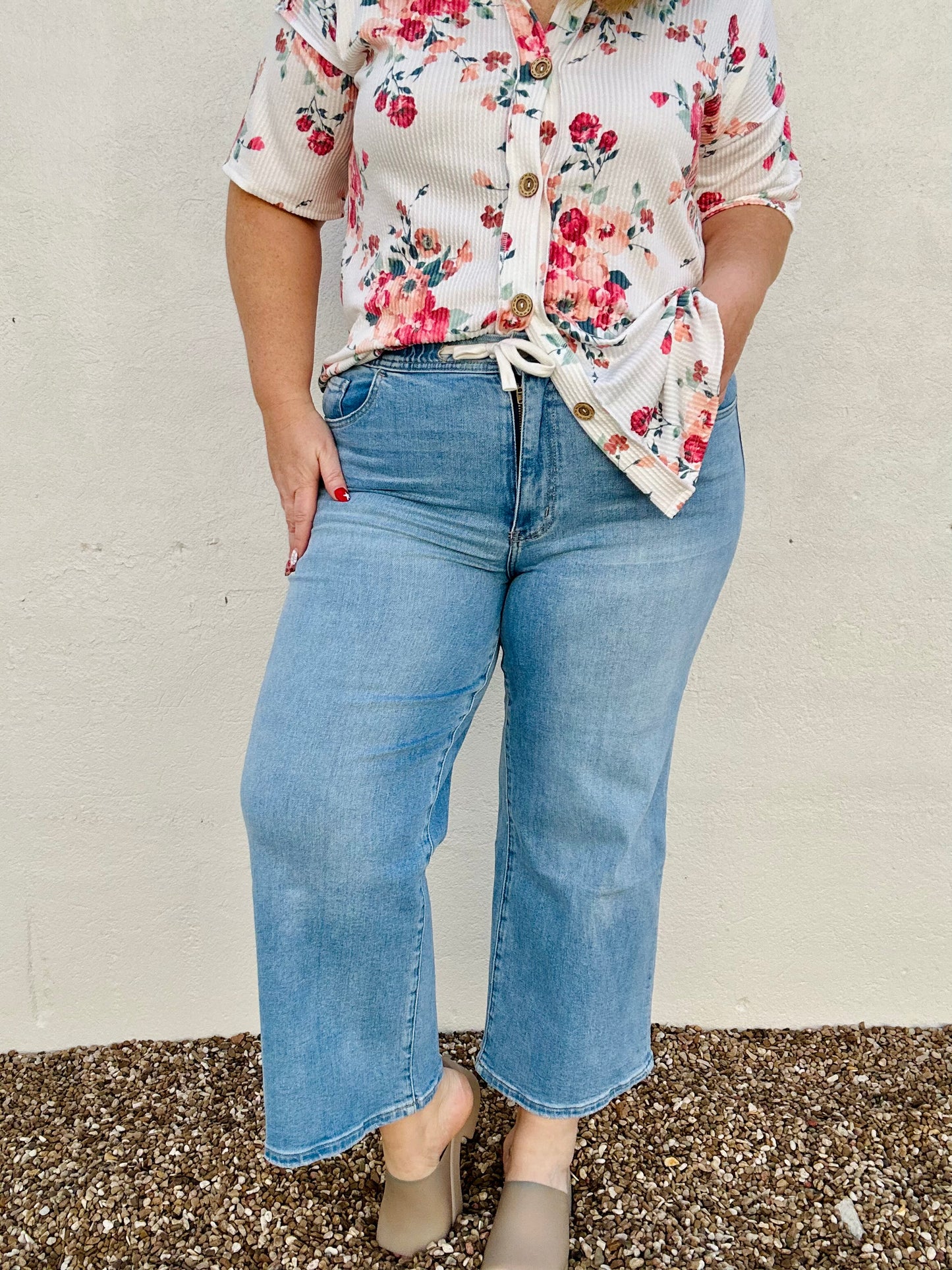 Super High Crop Wide Leg Jeans