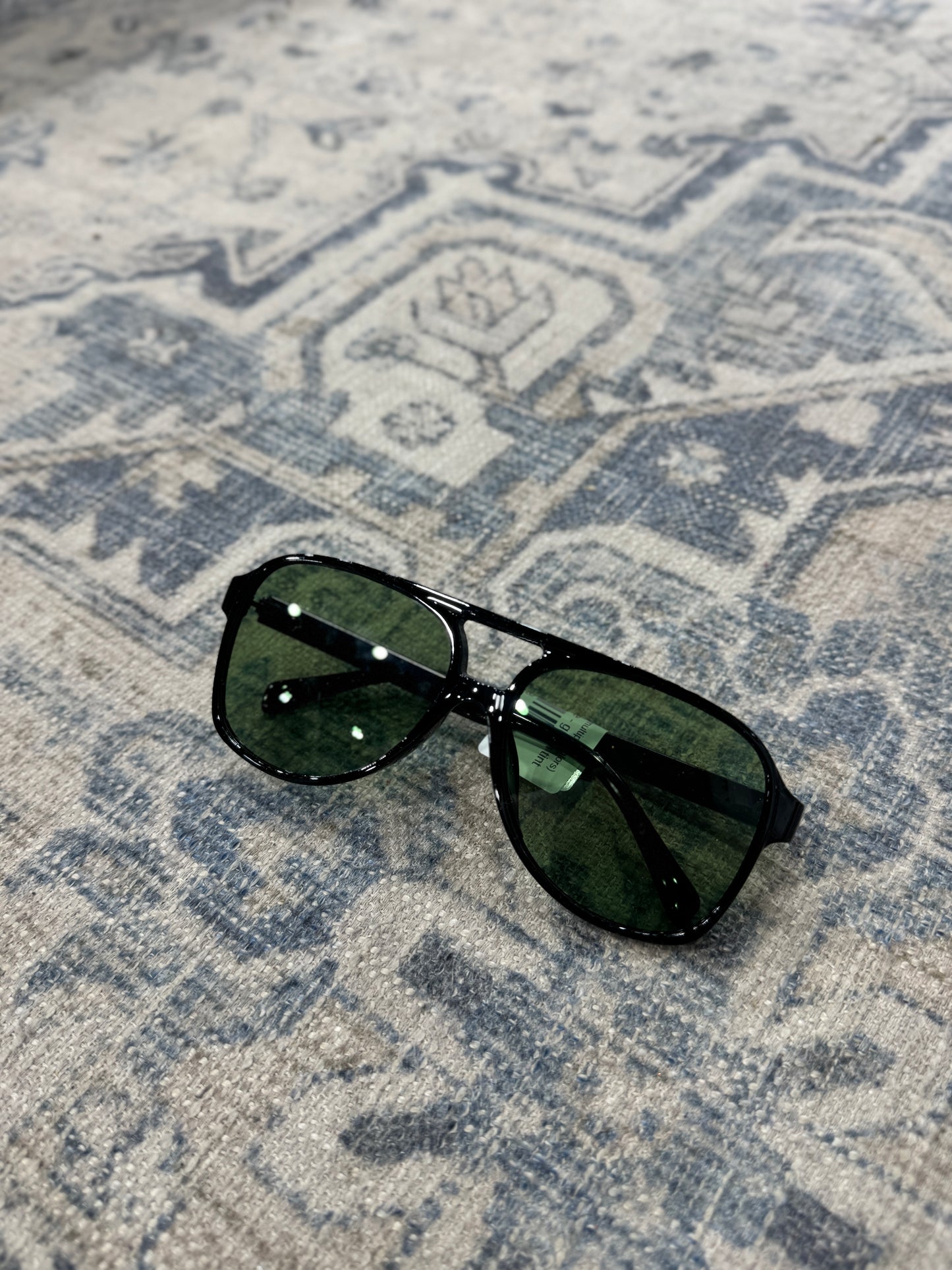 Retro Aviator Sunnies (multiple colors)