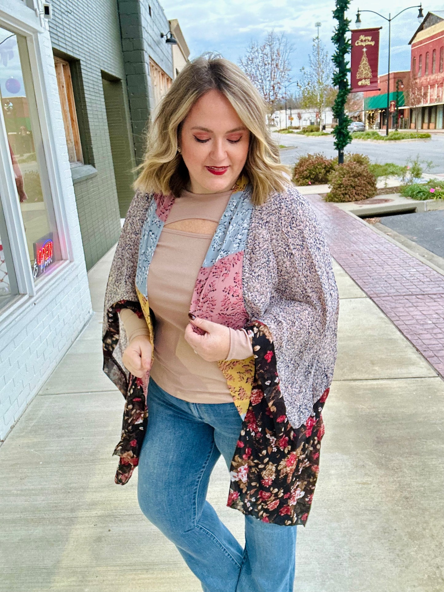 **DOORBUSTER** Mandi Floral Print Kimono