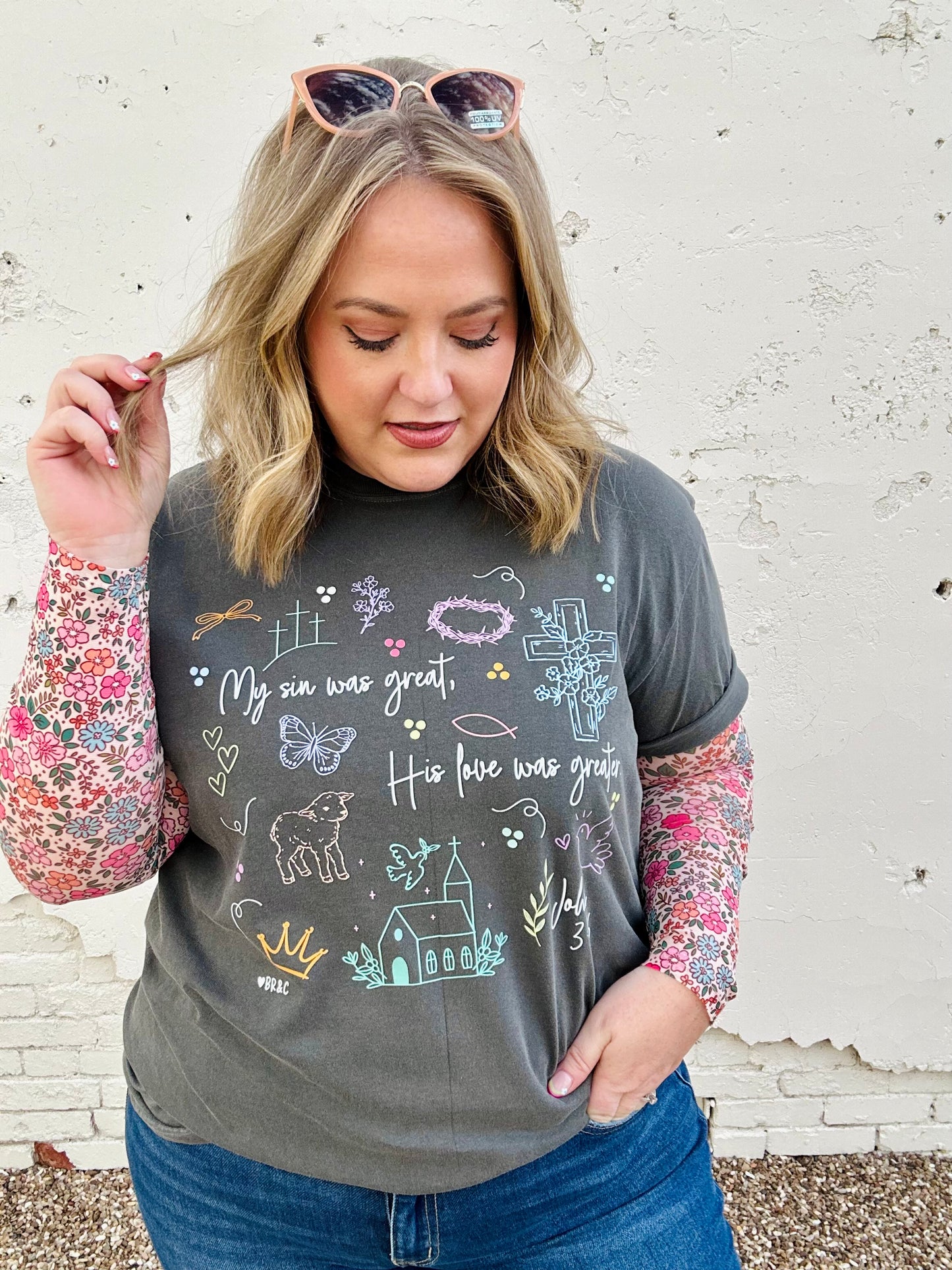 John 3:16 Collage Tee in Pepper