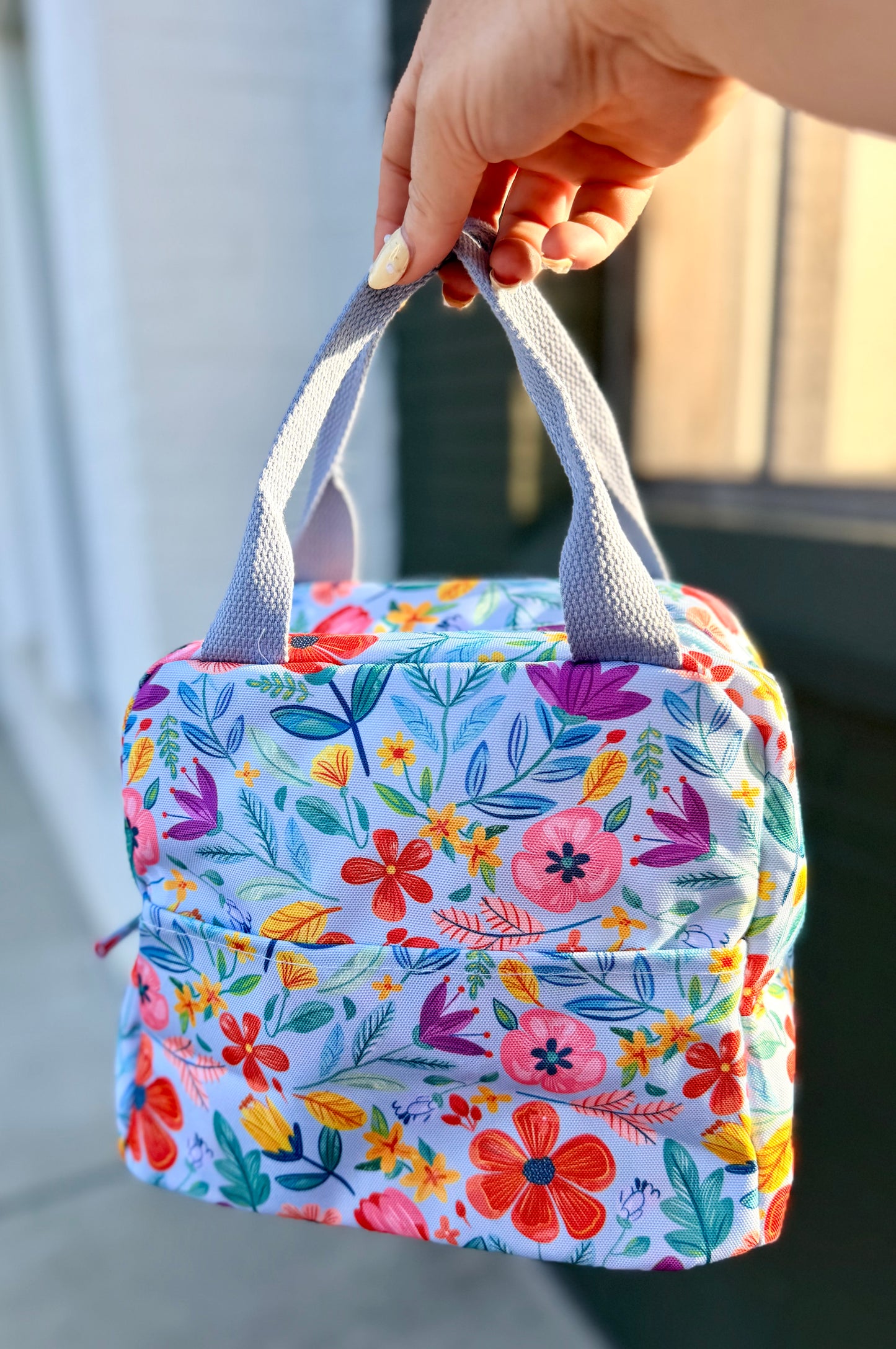Lunch Tote- Folk Floral