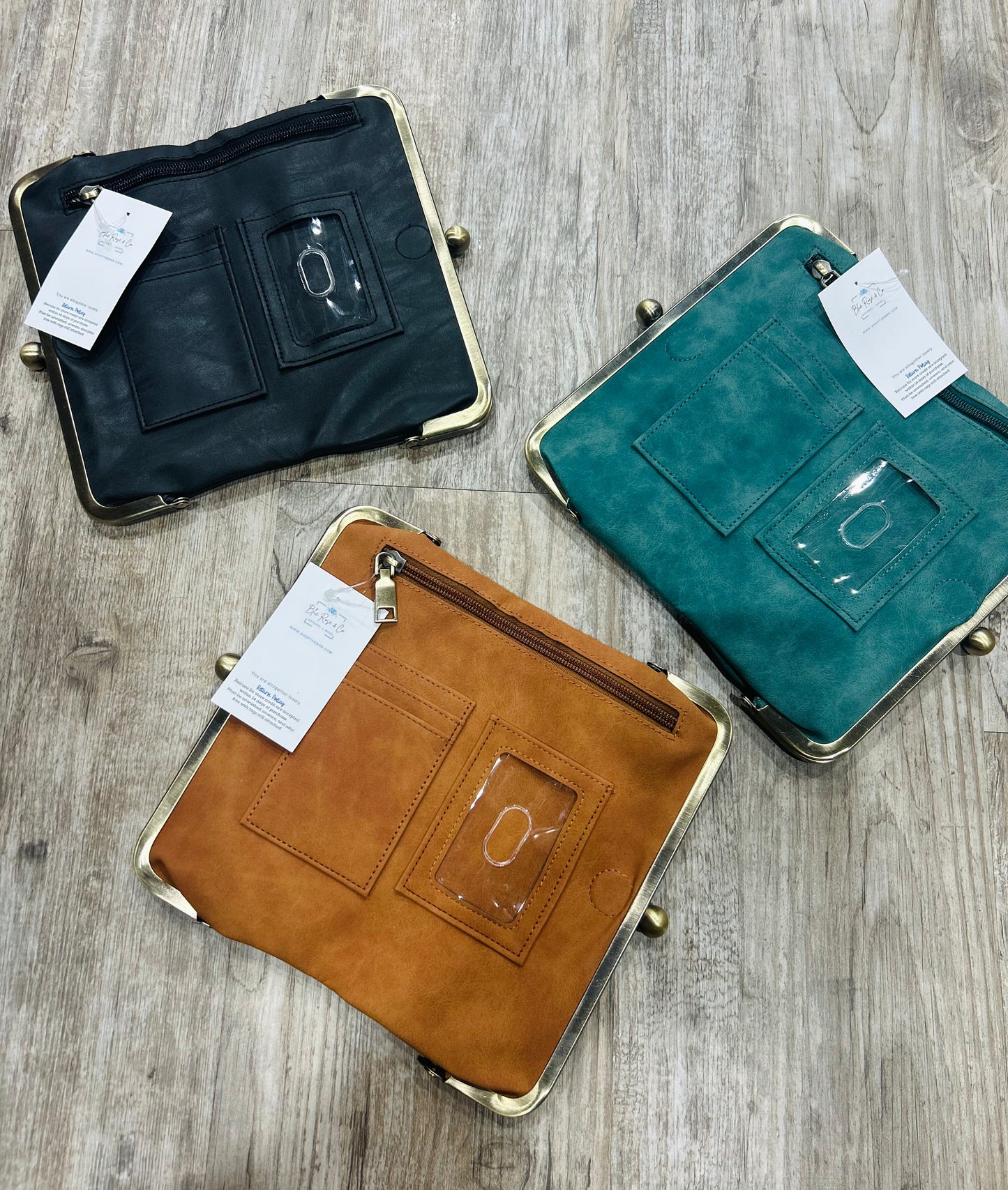 Karen Kiss Lock Clutch in Tan