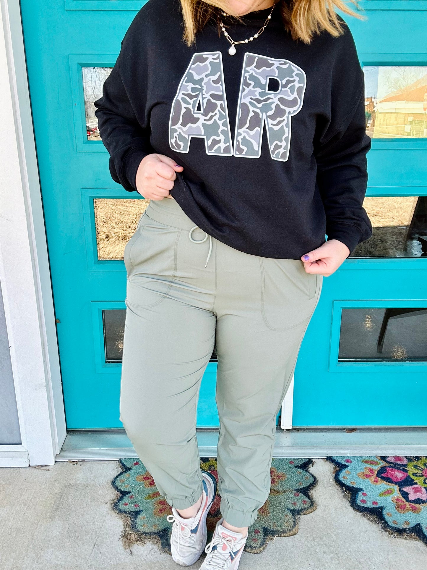 Karli Olive Joggers