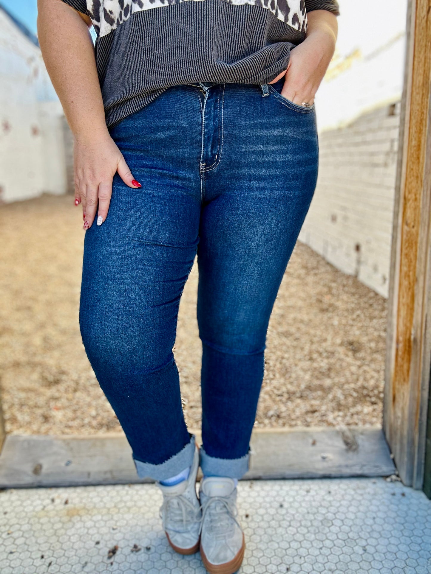 High Rise Cuffed Slim Straight