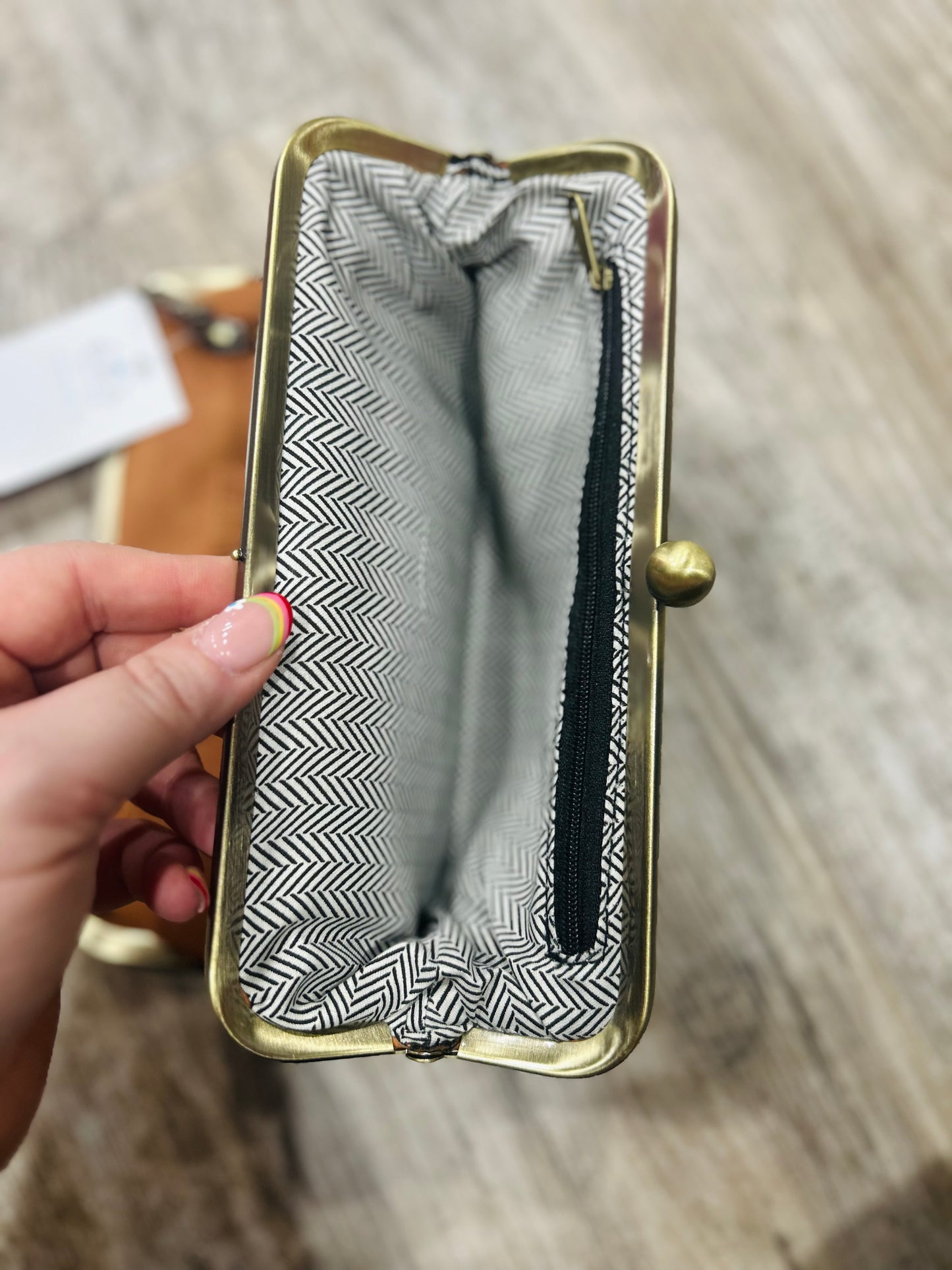 Karen Kiss Lock Clutch in Tan