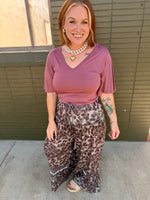 Finley Flutter Sleeve Top in Mauve