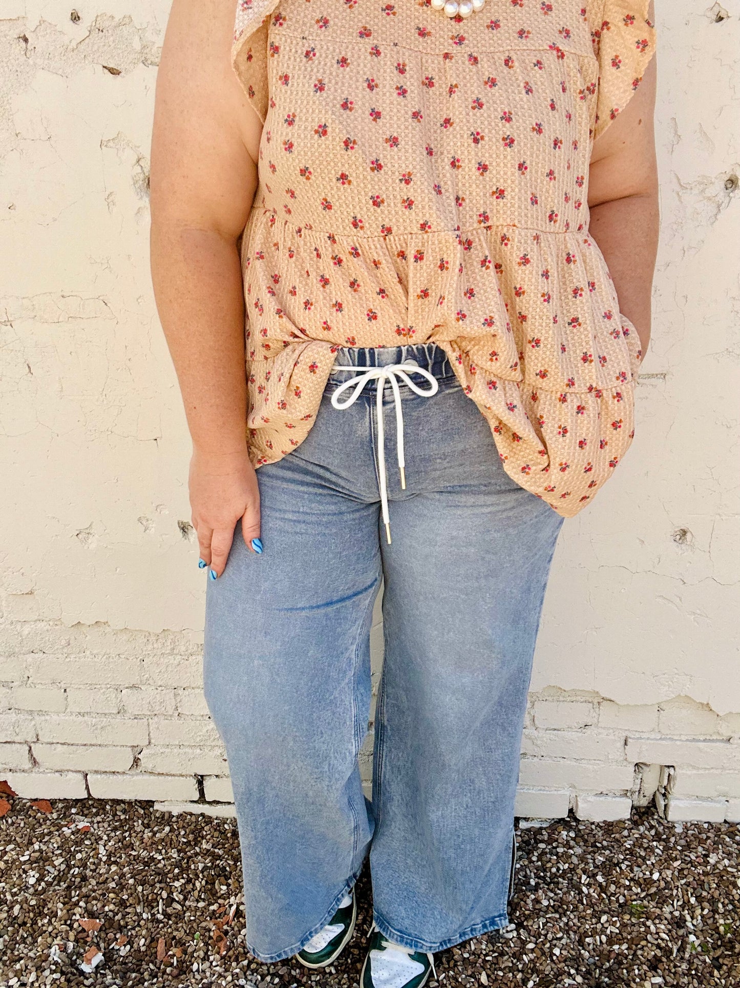 Sara Slit Leg Vervet Jeans