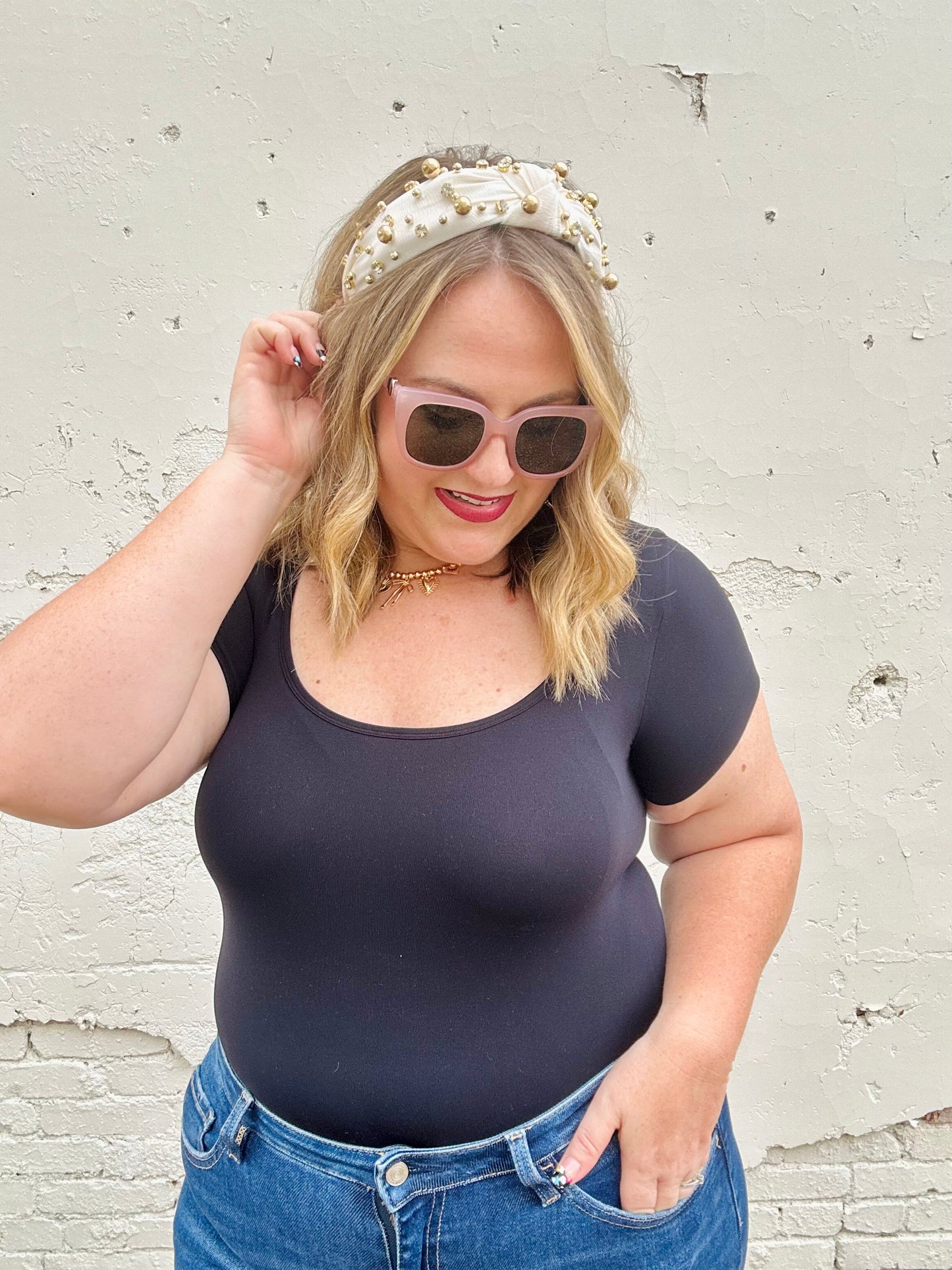 Candice Scoop Neck Short Sleeve Top (Multiple Colors)