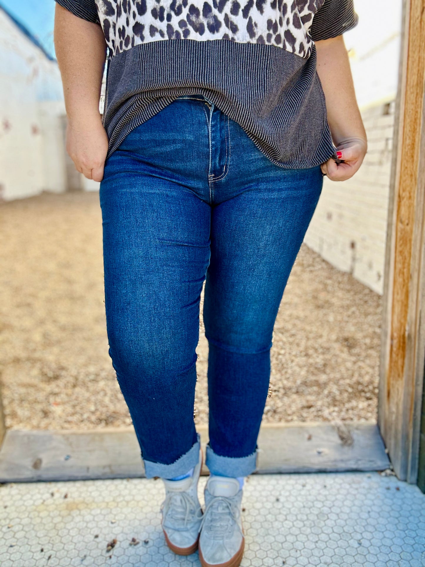 High Rise Cuffed Slim Straight