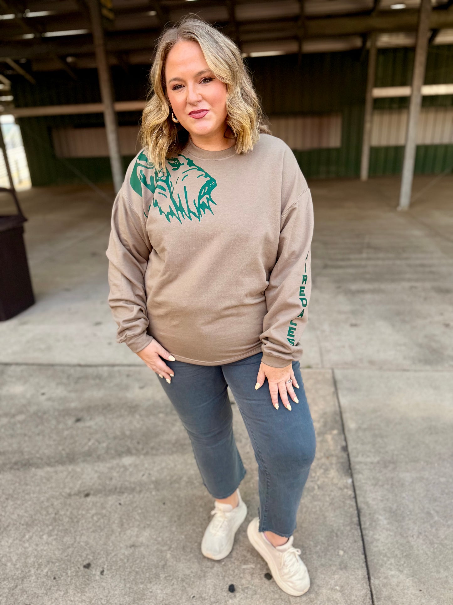 Shoulder Mascot Sweatshirt