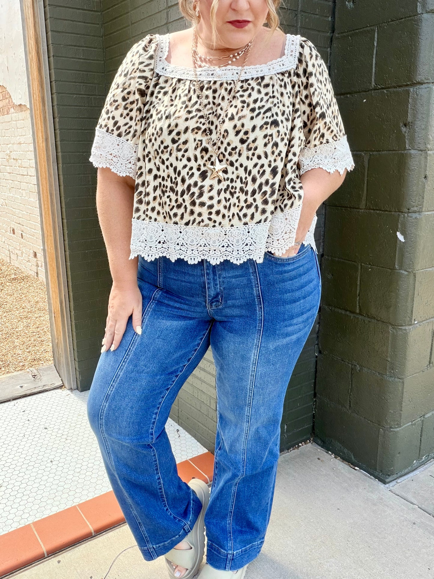 High Rise Pleated Wide Leg Jeans