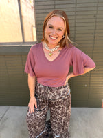Finley Flutter Sleeve Top in Mauve