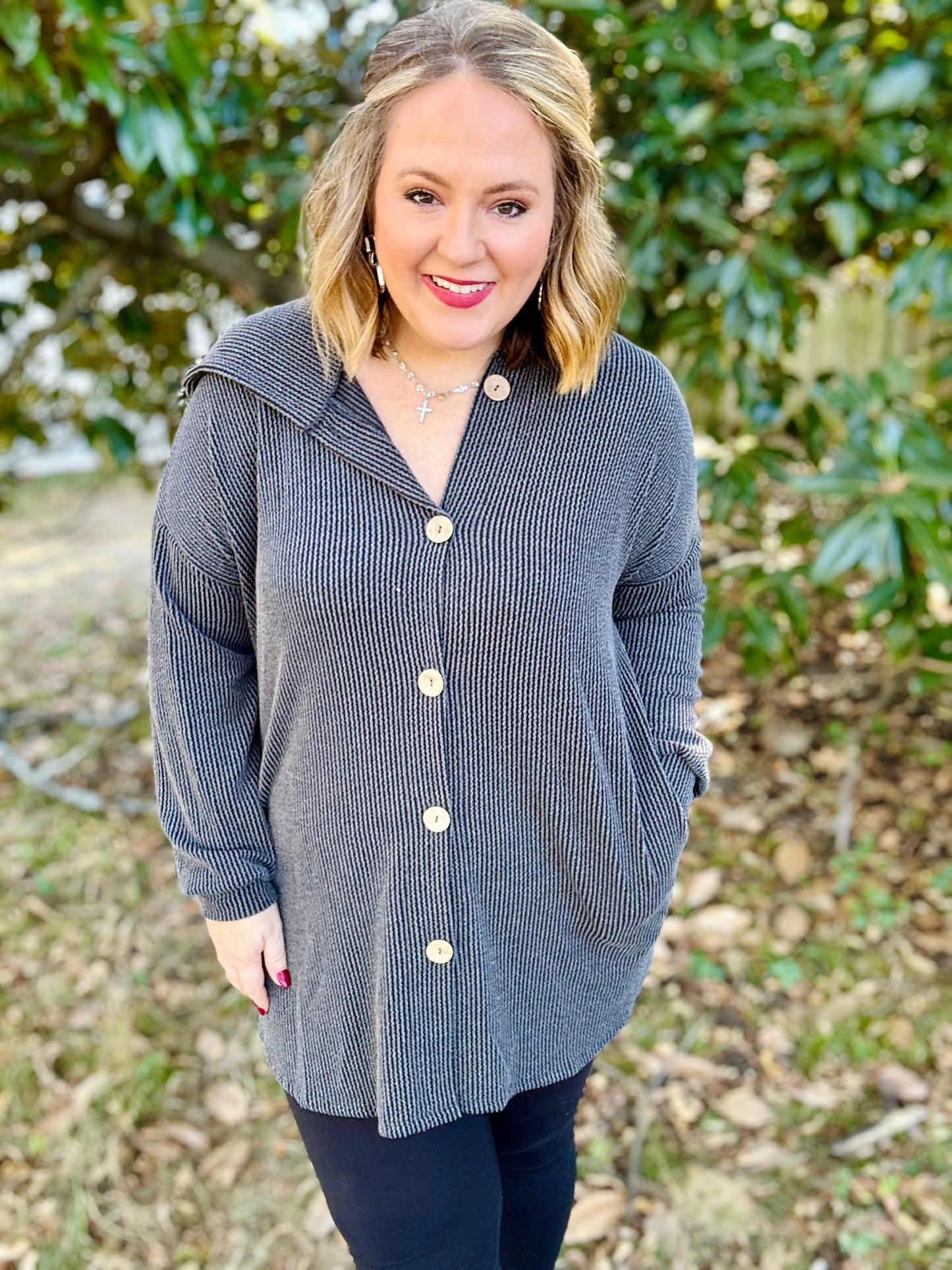 Holly Ribbed Cardigan In Charcoal