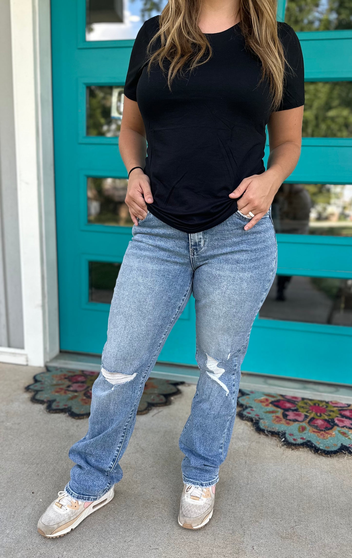 Liv Vervet Straight Jeans