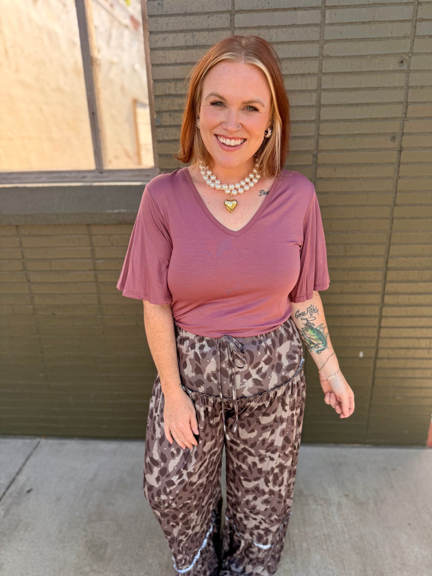 Finley Flutter Sleeve Top in Mauve