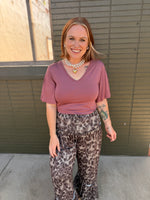 Finley Flutter Sleeve Top in Mauve