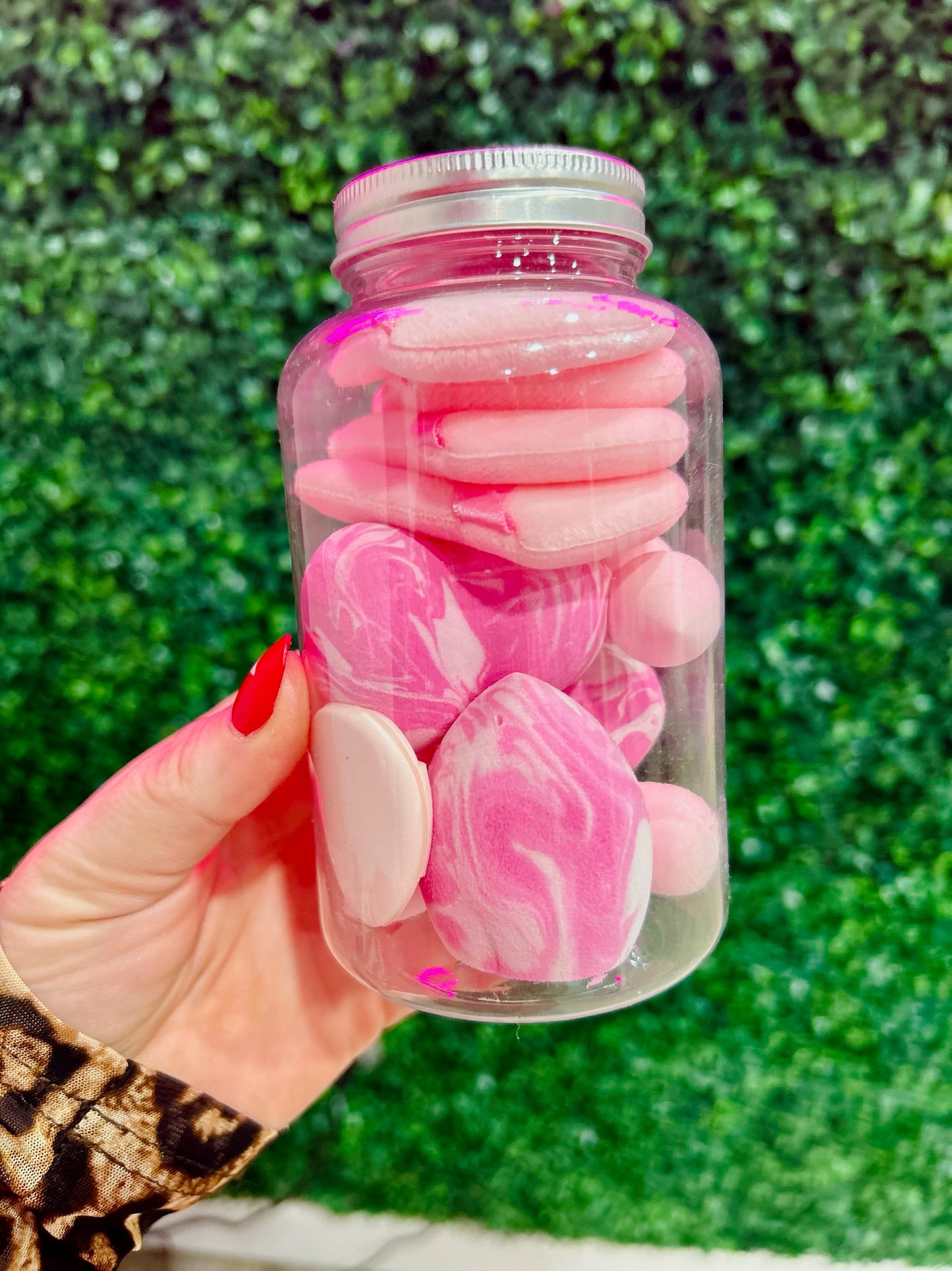 Jar of Makeup Sponges & Beauty Puffs