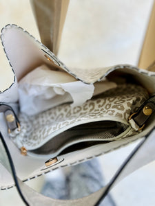 Alexis 2-in-1 Hobo Bag in Light Cheetah