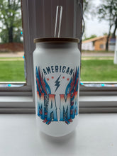Load image into Gallery viewer, 16 oz American Mama Libby Glass